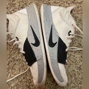 Paul George shoes size 9